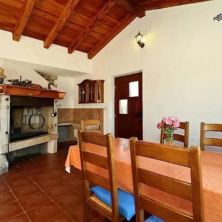 Schoene Ferienvilla Morena Mit Pool By Interhome Kaštel